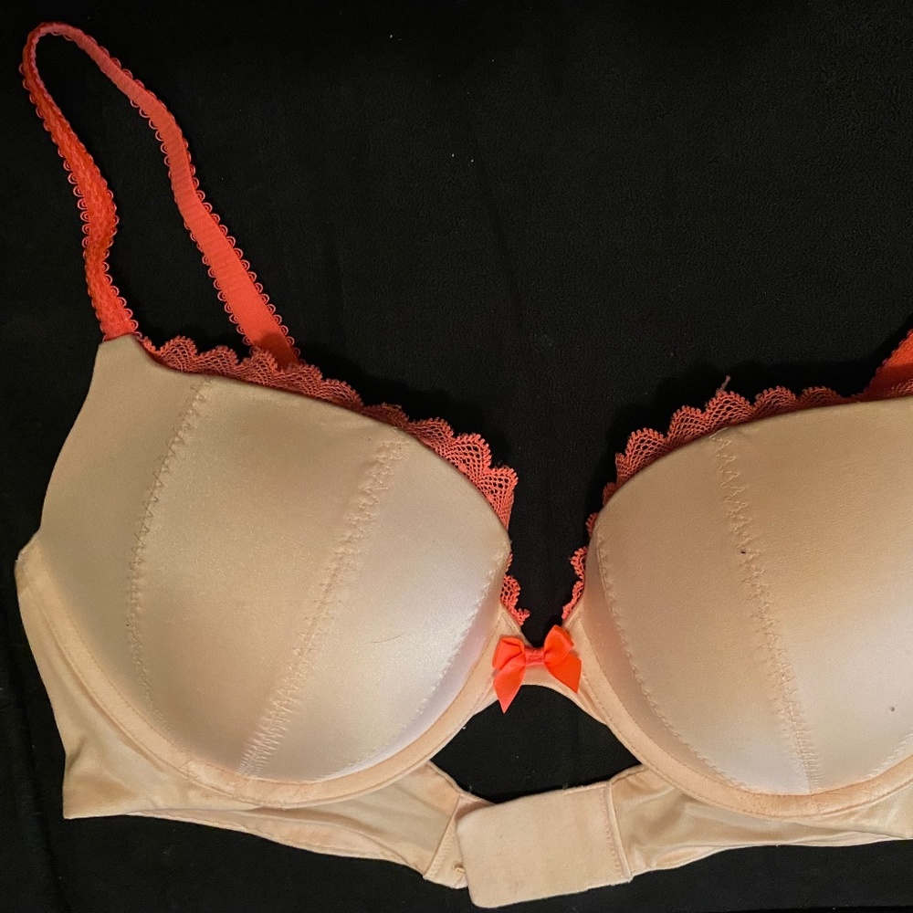 Victoria's Secret Very Sexy Push-Up Bra